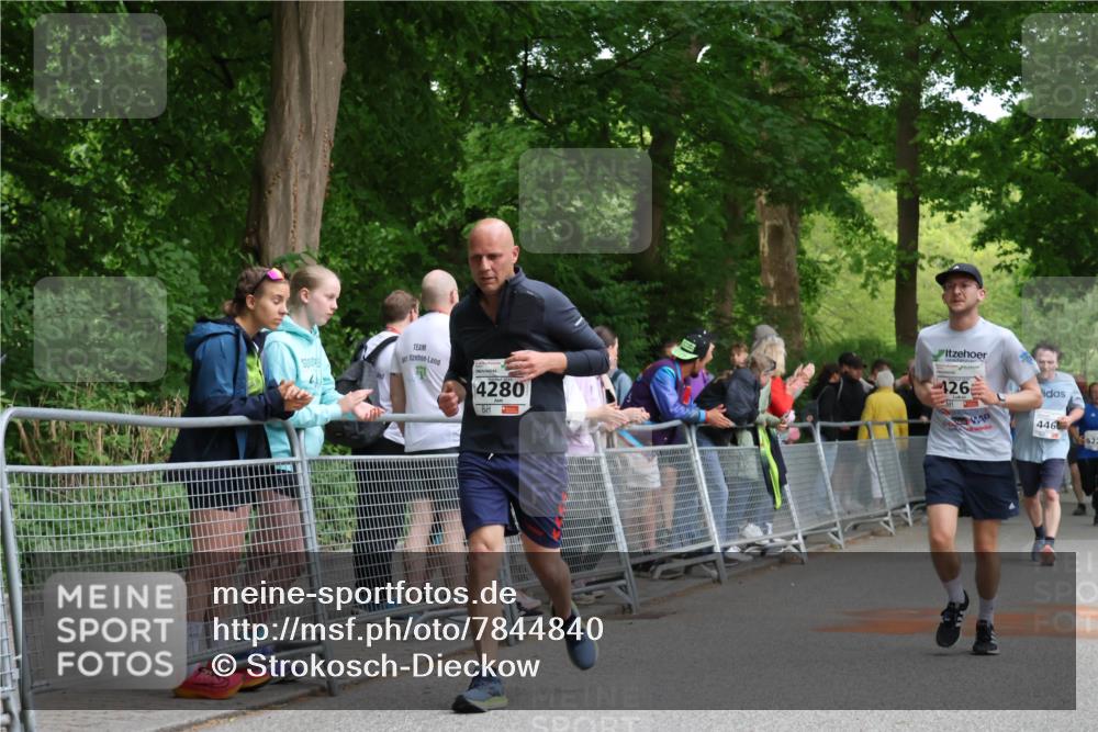 17.05.2025 - Störlauf Strokosch-Dieckow http://msf.ph/oto/7844840 17.05.2025 19:06:09 Ziel 4280, 426, 446 meine-sportfotos.de