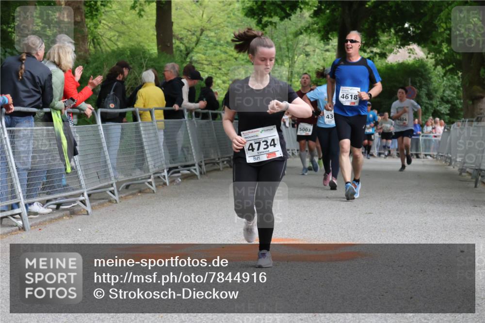 17.05.2025 - Störlauf Strokosch-Dieckow http://msf.ph/oto/7844916 17.05.2025 19:06:44 Ziel 4734, 43, 5003, 4618, 404 meine-sportfotos.de