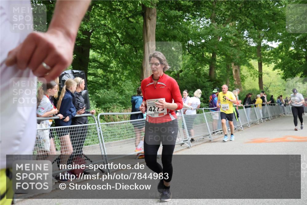 17.05.2025 - Störlauf Strokosch-Dieckow http://msf.ph/oto/7844983 17.05.2025 19:07:34 Ziel 427, 4626, 4669 meine-sportfotos.de