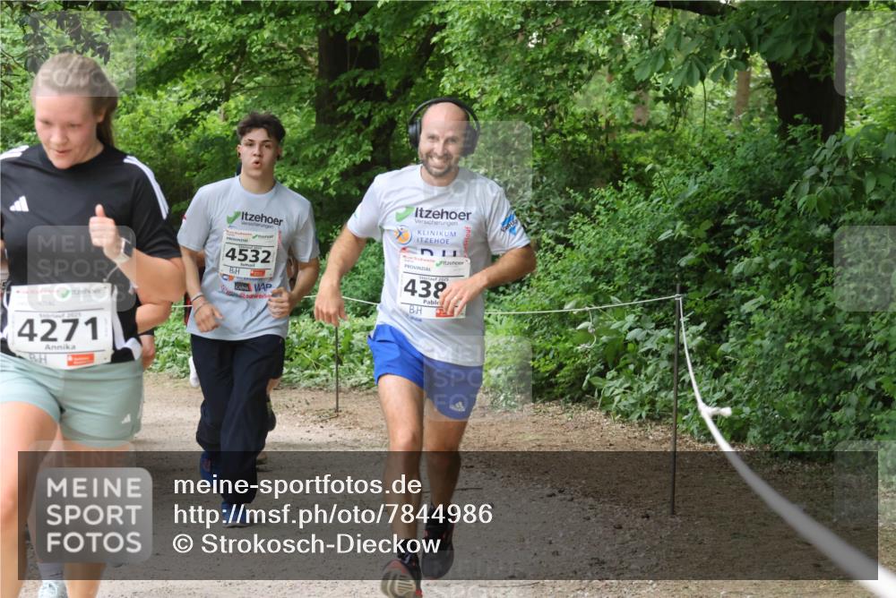 17.05.2025 - Störlauf Strokosch-Dieckow http://msf.ph/oto/7844986 17.05.2025 18:55:17 Laufen 4271, 4532, 2025, 438 meine-sportfotos.de