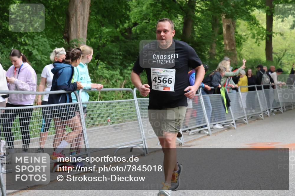 17.05.2025 - Störlauf Strokosch-Dieckow http://msf.ph/oto/7845018 17.05.2025 19:07:59 Ziel 2025, 4566 meine-sportfotos.de