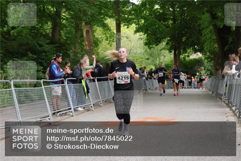 17.05.2025 - Störlauf Strokosch-Dieckow http://msf.ph/oto/7845022 17.05.2025 19:08:06 Ziel 4215, 4607 meine-sportfotos.de