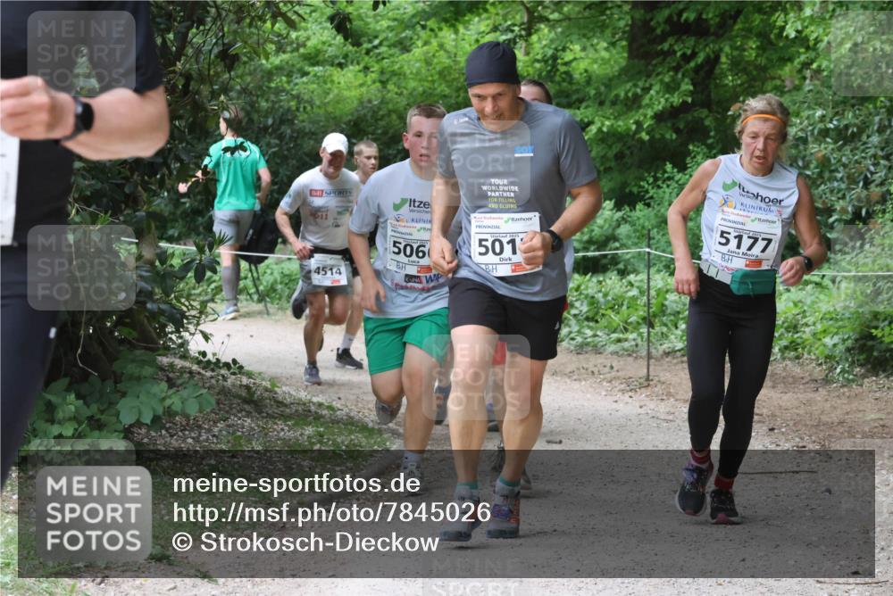 17.05.2025 - Störlauf Strokosch-Dieckow http://msf.ph/oto/7845026 17.05.2025 18:55:34 Laufen 11, 4514, 506, 2025, 501, 2025, 5177 meine-sportfotos.de