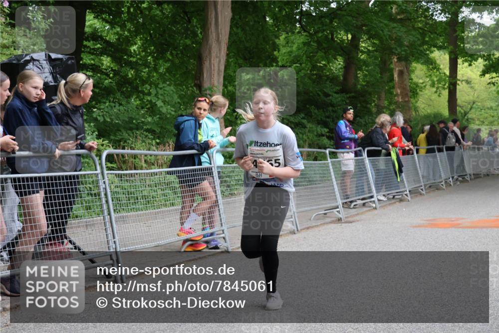 17.05.2025 - Störlauf Strokosch-Dieckow http://msf.ph/oto/7845061 17.05.2025 19:08:20 Ziel 45 meine-sportfotos.de