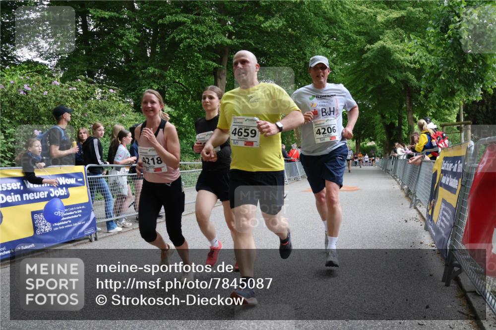 17.05.2025 - Störlauf Strokosch-Dieckow http://msf.ph/oto/7845087 17.05.2025 19:08:35 Ziel 4218, 4659, 42, 4206 meine-sportfotos.de