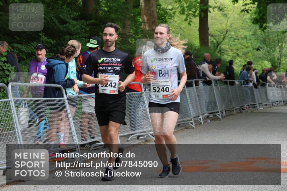 17.05.2025 - Störlauf Strokosch-Dieckow http://msf.ph/oto/7845090 17.05.2025 19:08:41 Ziel 4081, 10, 2019, 242, 2025, 5240, 4 meine-sportfotos.de