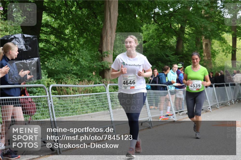 17.05.2025 - Störlauf Strokosch-Dieckow http://msf.ph/oto/7845123 17.05.2025 19:09:12 Ziel 4646, 4539 meine-sportfotos.de