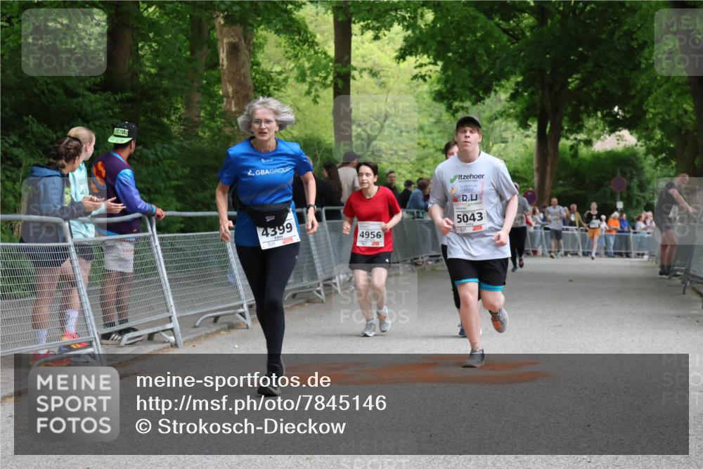 17.05.2025 - Störlauf Strokosch-Dieckow http://msf.ph/oto/7845146 17.05.2025 19:09:23 Ziel 4399, 4956, 5043 meine-sportfotos.de