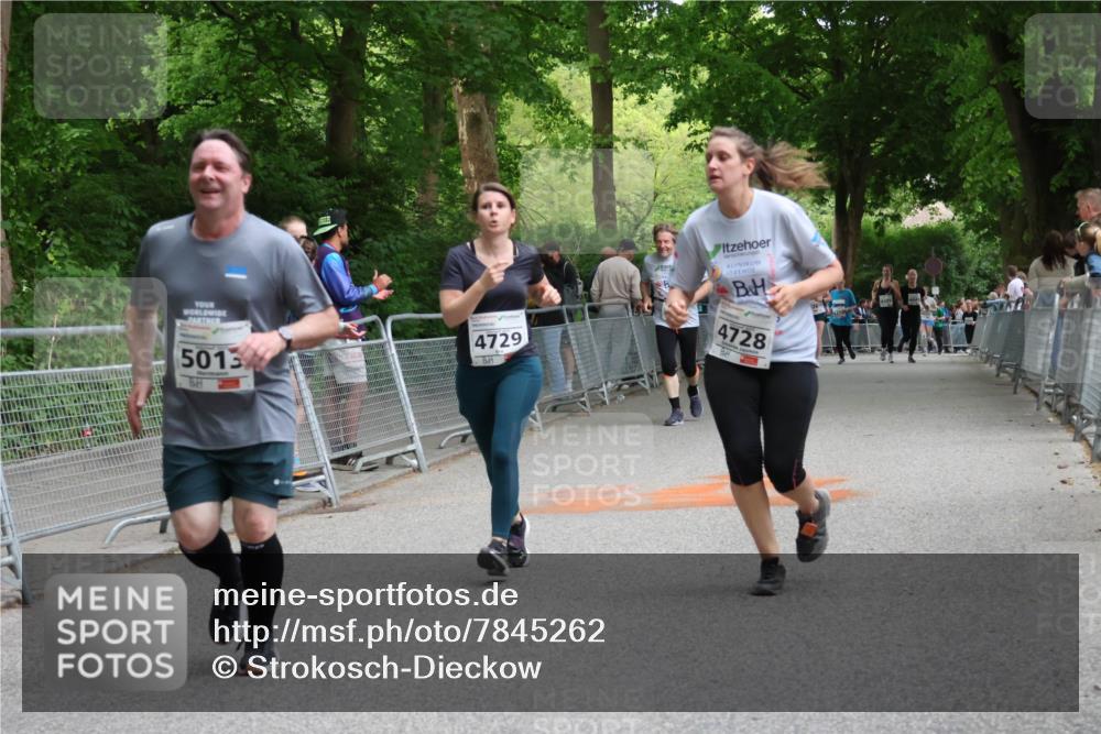 17.05.2025 - Störlauf Strokosch-Dieckow http://msf.ph/oto/7845262 17.05.2025 19:10:32 Ziel 5013, 4729, 4728 meine-sportfotos.de