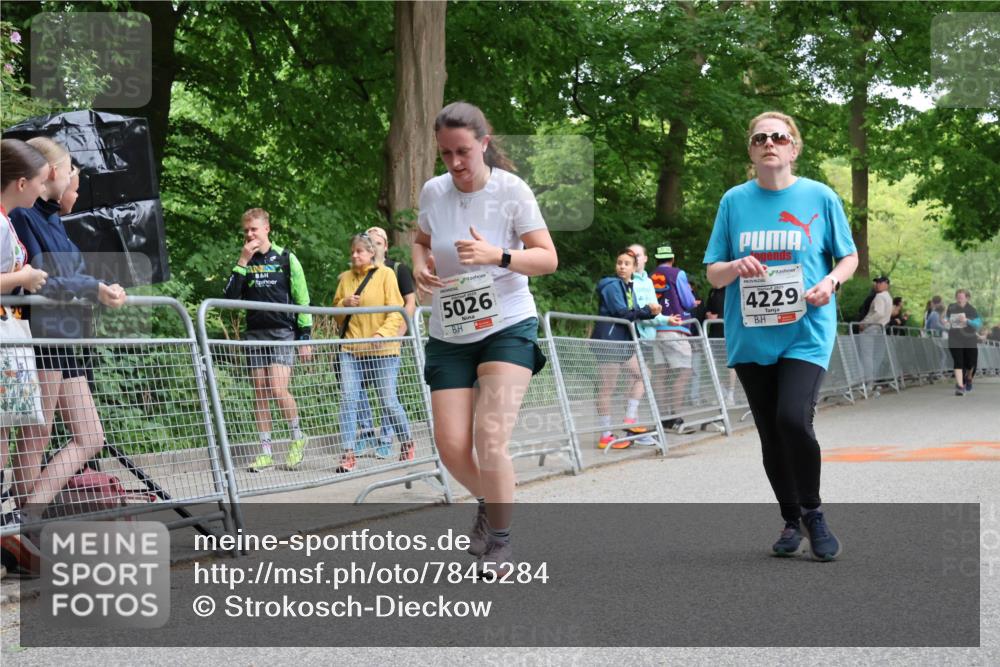 17.05.2025 - Störlauf Strokosch-Dieckow http://msf.ph/oto/7845284 17.05.2025 19:10:49 Ziel 2025, 5026, 4229 meine-sportfotos.de