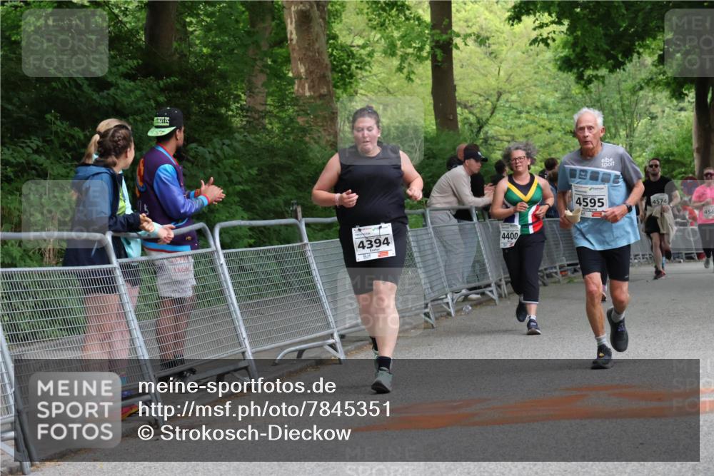 17.05.2025 - Störlauf Strokosch-Dieckow http://msf.ph/oto/7845351 17.05.2025 19:11:28 Ziel 4394, 4400, 4595, 4574, 454 meine-sportfotos.de