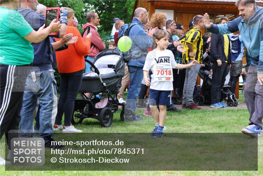 17.05.2025 - Störlauf Strokosch-Dieckow http://msf.ph/oto/7845371 17.05.2025 13:02:26 Laufen 7018 meine-sportfotos.de