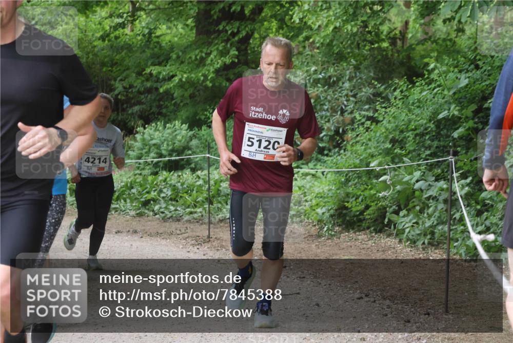 17.05.2025 - Störlauf Strokosch-Dieckow http://msf.ph/oto/7845388 17.05.2025 18:57:23 Laufen 4214, 5120 meine-sportfotos.de