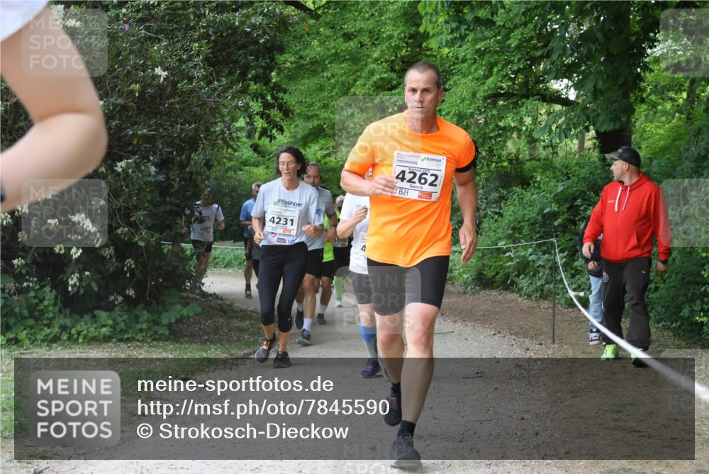 17.05.2025 - Störlauf Strokosch-Dieckow http://msf.ph/oto/7845590 17.05.2025 18:58:04 Laufen 4301, 4231, 4262 meine-sportfotos.de