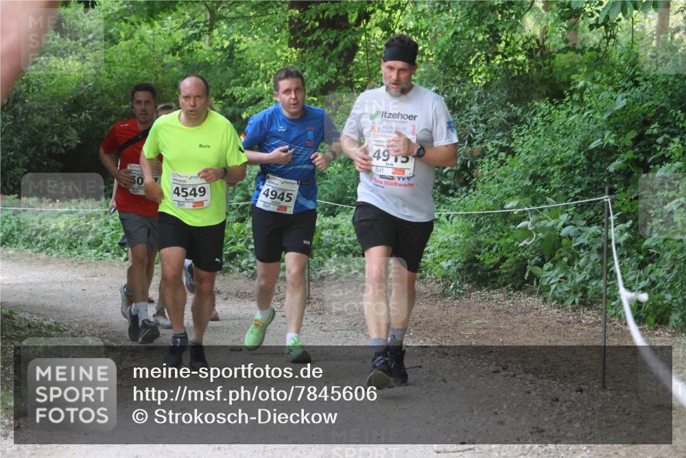 17.05.2025 - Störlauf Strokosch-Dieckow http://msf.ph/oto/7845606 17.05.2025 18:58:11 Laufen 4549, 4945, 491 meine-sportfotos.de