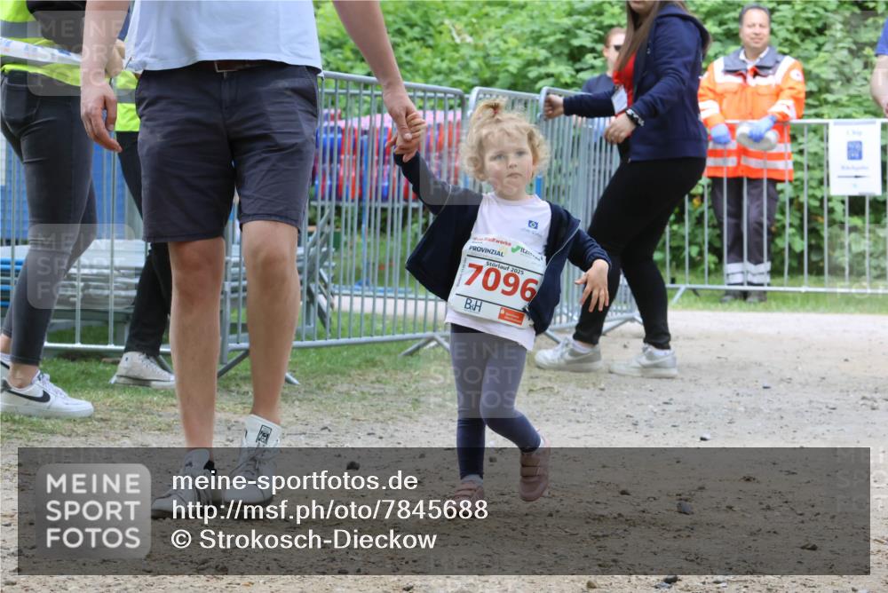 17.05.2025 - Störlauf Strokosch-Dieckow http://msf.ph/oto/7845688 17.05.2025 13:07:01 Laufen 2025, 7096 meine-sportfotos.de
