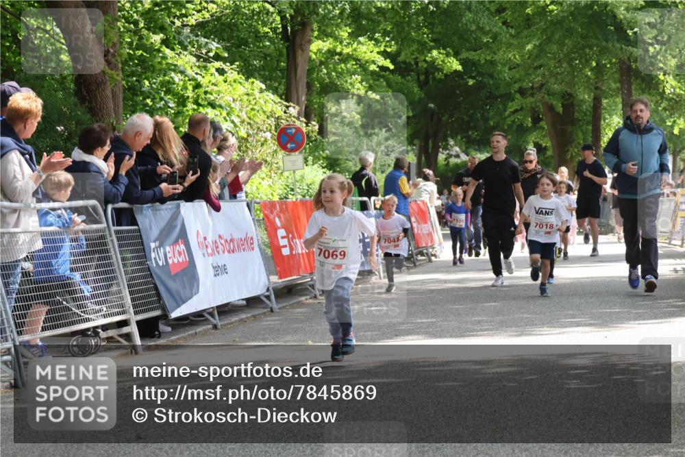 17.05.2025 - Störlauf Strokosch-Dieckow http://msf.ph/oto/7845869 17.05.2025 13:01:35 Ziel 7069, 7047, 109, 7018 meine-sportfotos.de