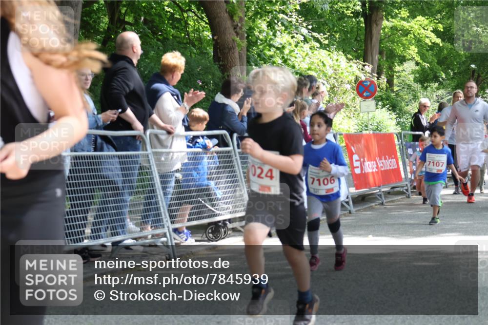 17.05.2025 - Störlauf Strokosch-Dieckow http://msf.ph/oto/7845939 17.05.2025 13:02:04 Ziel 024, 7106, 7107 meine-sportfotos.de