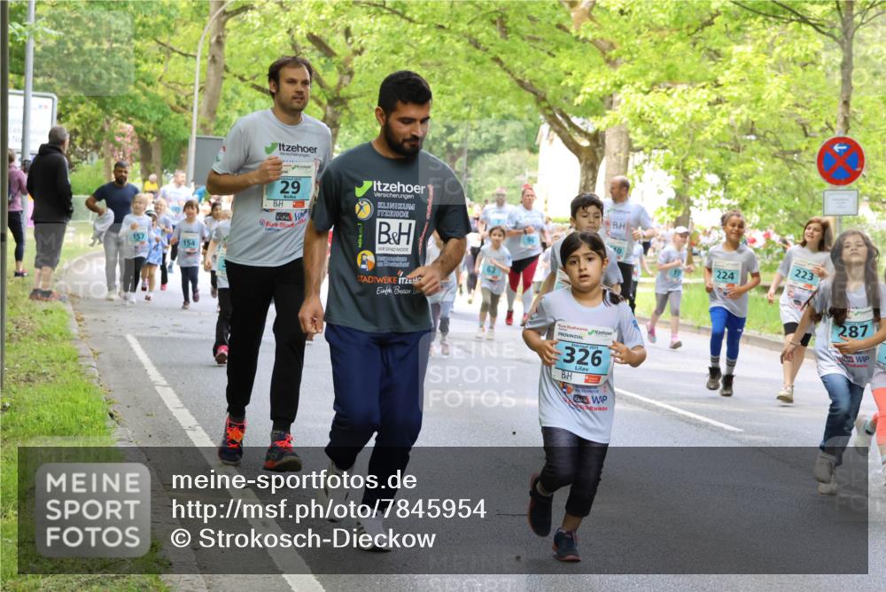 17.05.2025 - Störlauf Strokosch-Dieckow http://msf.ph/oto/7845954 17.05.2025 13:31:28 Laufen 157, 154, 29, 326, 224, 223, 287 meine-sportfotos.de
