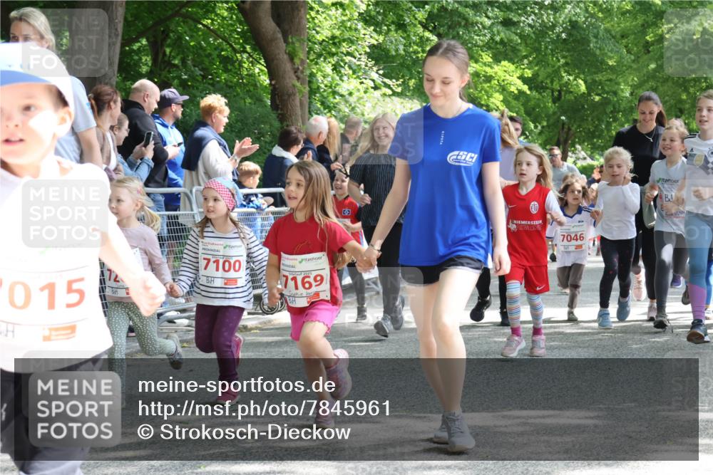 17.05.2025 - Störlauf Strokosch-Dieckow http://msf.ph/oto/7845961 17.05.2025 13:02:12 Ziel 015, 7100, 2025, 7169, 7046 meine-sportfotos.de