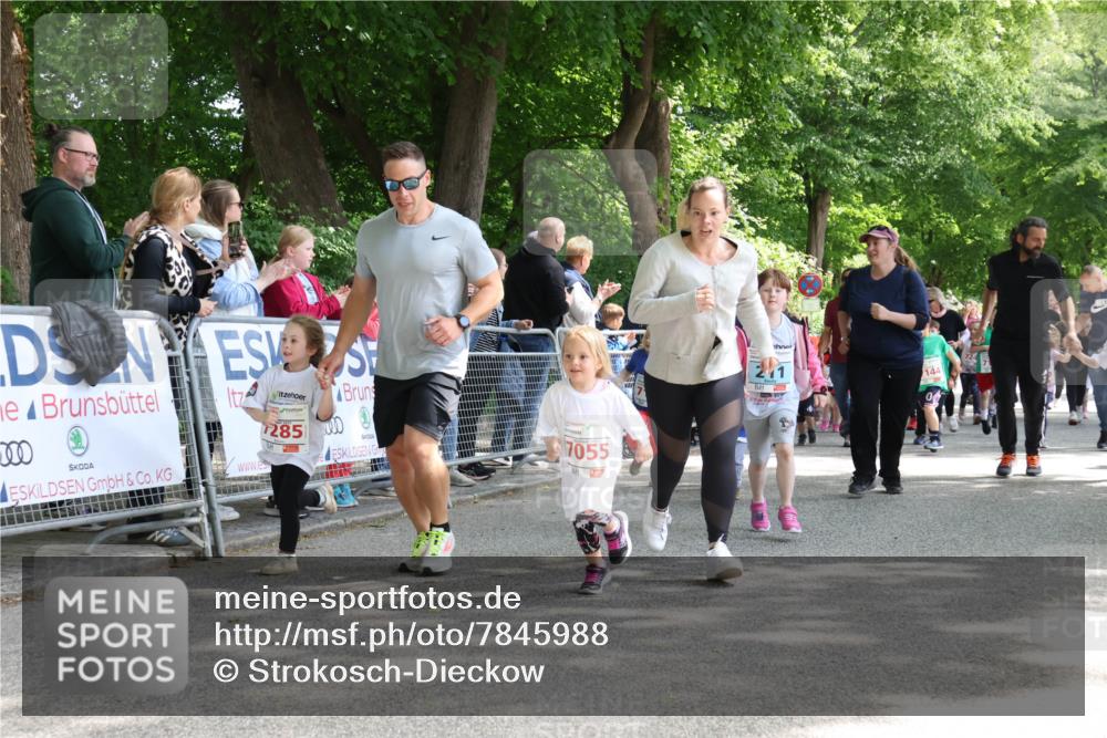 17.05.2025 - Störlauf Strokosch-Dieckow http://msf.ph/oto/7845988 17.05.2025 13:02:19 Ziel 285, 7055, 21, 144 meine-sportfotos.de