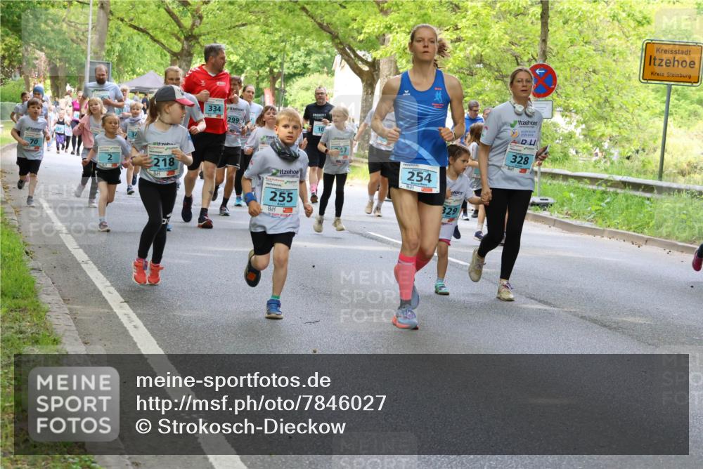 17.05.2025 - Störlauf Strokosch-Dieckow http://msf.ph/oto/7846027 17.05.2025 13:31:43 Laufen 70, 218, 334, 299, 10, 255, 254, 329, 328 meine-sportfotos.de