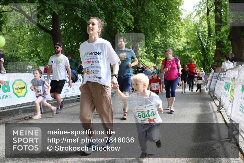 17.05.2025 - Störlauf Strokosch-Dieckow http://msf.ph/oto/7846036 17.05.2025 13:02:40 Ziel 194, 2020, 7213, 7171, 2025, 6044 meine-sportfotos.de