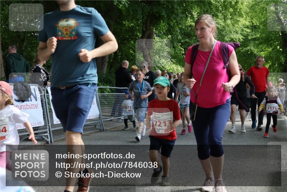 17.05.2025 - Störlauf Strokosch-Dieckow http://msf.ph/oto/7846038 17.05.2025 13:02:41 Ziel 41, 7073, 7213, 7171 meine-sportfotos.de