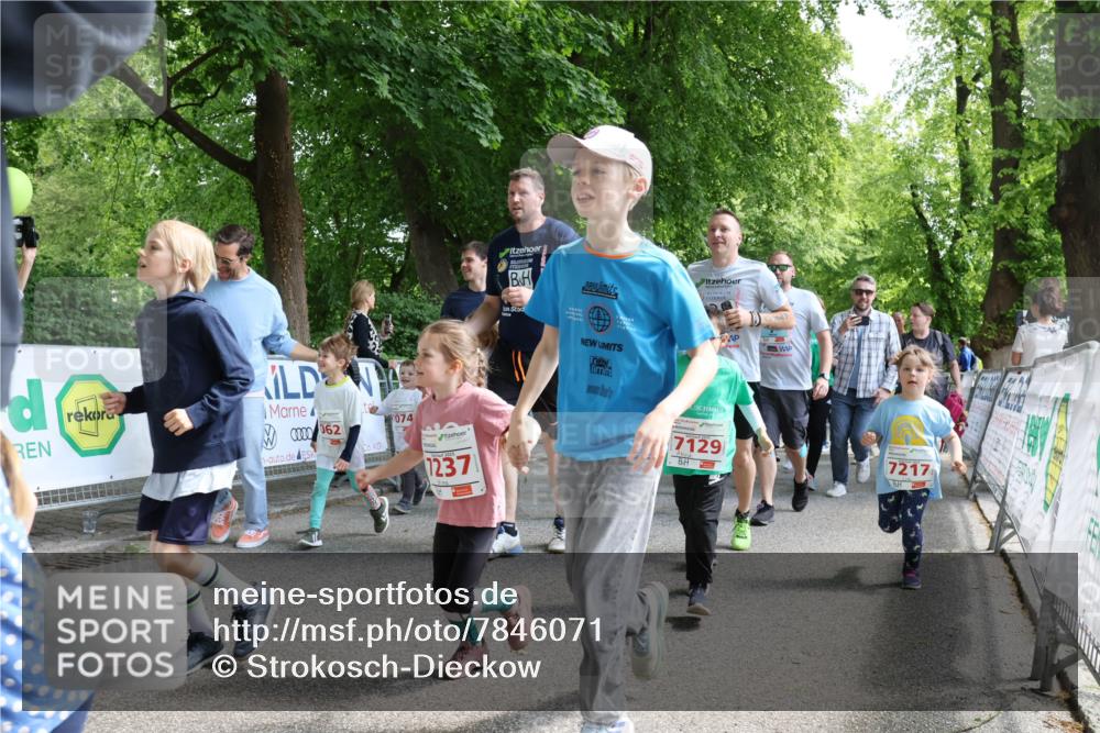 17.05.2025 - Störlauf Strokosch-Dieckow http://msf.ph/oto/7846071 17.05.2025 13:02:53 Ziel 00062, 1074, 1237, 7129, 7217 meine-sportfotos.de