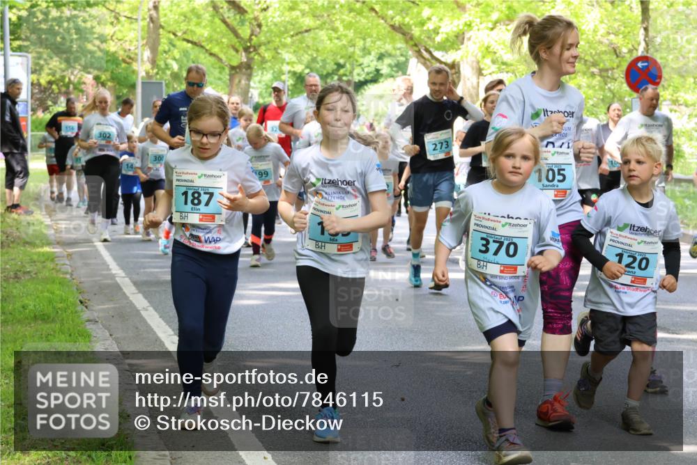 17.05.2025 - Störlauf Strokosch-Dieckow http://msf.ph/oto/7846115 17.05.2025 13:32:04 Laufen 756, 302, 14, 300, 99, 2025, 187, 273, 2025, 370, 2025, 105, 2025, 120 meine-sportfotos.de