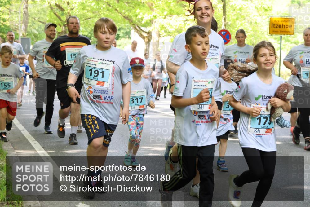 17.05.2025 - Störlauf Strokosch-Dieckow http://msf.ph/oto/7846180 17.05.2025 13:32:13 Laufen 155, 15, 2025, 191, 25, 25, 2025, 317, 2025, 20, 17 meine-sportfotos.de