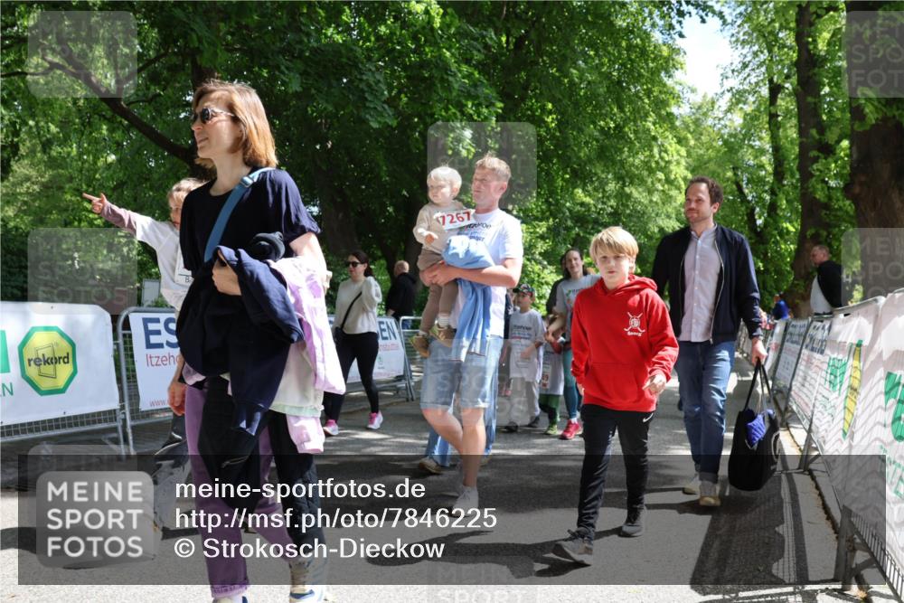 17.05.2025 - Störlauf Strokosch-Dieckow http://msf.ph/oto/7846225 17.05.2025 13:04:24 Ziel 7267 meine-sportfotos.de