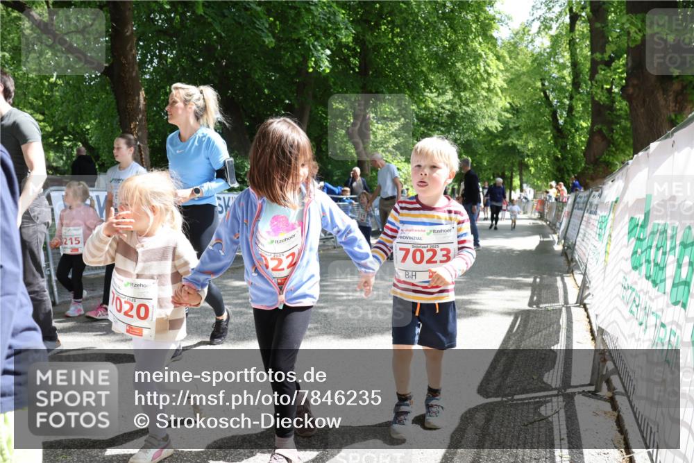 17.05.2025 - Störlauf Strokosch-Dieckow http://msf.ph/oto/7846235 17.05.2025 13:04:29 Ziel 1215, 020, 2025, 22, 2025, 7023 meine-sportfotos.de