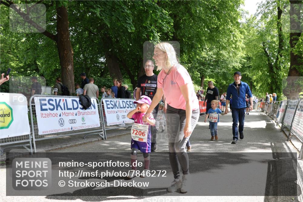 17.05.2025 - Störlauf Strokosch-Dieckow http://msf.ph/oto/7846272 17.05.2025 13:05:04 Ziel 7206, 212, 7166 meine-sportfotos.de
