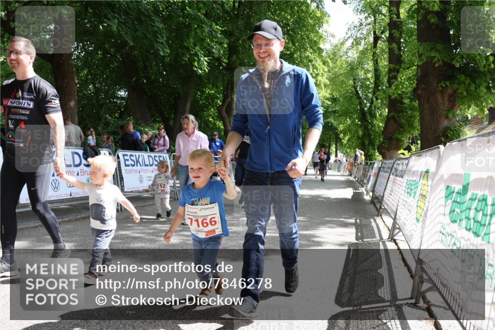 17.05.2025 - Störlauf Strokosch-Dieckow http://msf.ph/oto/7846278 17.05.2025 13:05:06 Ziel 4212, 7166 meine-sportfotos.de
