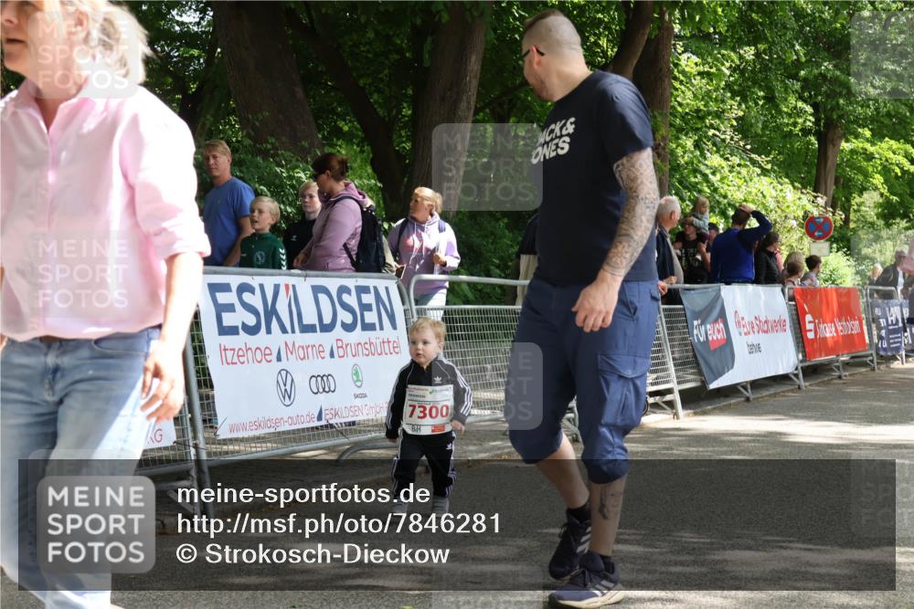 17.05.2025 - Störlauf Strokosch-Dieckow http://msf.ph/oto/7846281 17.05.2025 13:05:09 Ziel 7300 meine-sportfotos.de