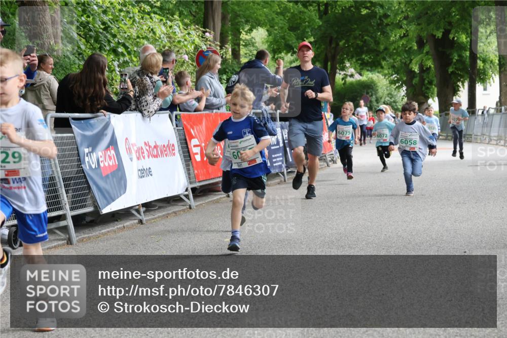 17.05.2025 - Störlauf Strokosch-Dieckow http://msf.ph/oto/7846307 17.05.2025 13:16:20 Ziel 2025, 29, 60, 2025, 6075, 6072, 6058, 052, 607 meine-sportfotos.de