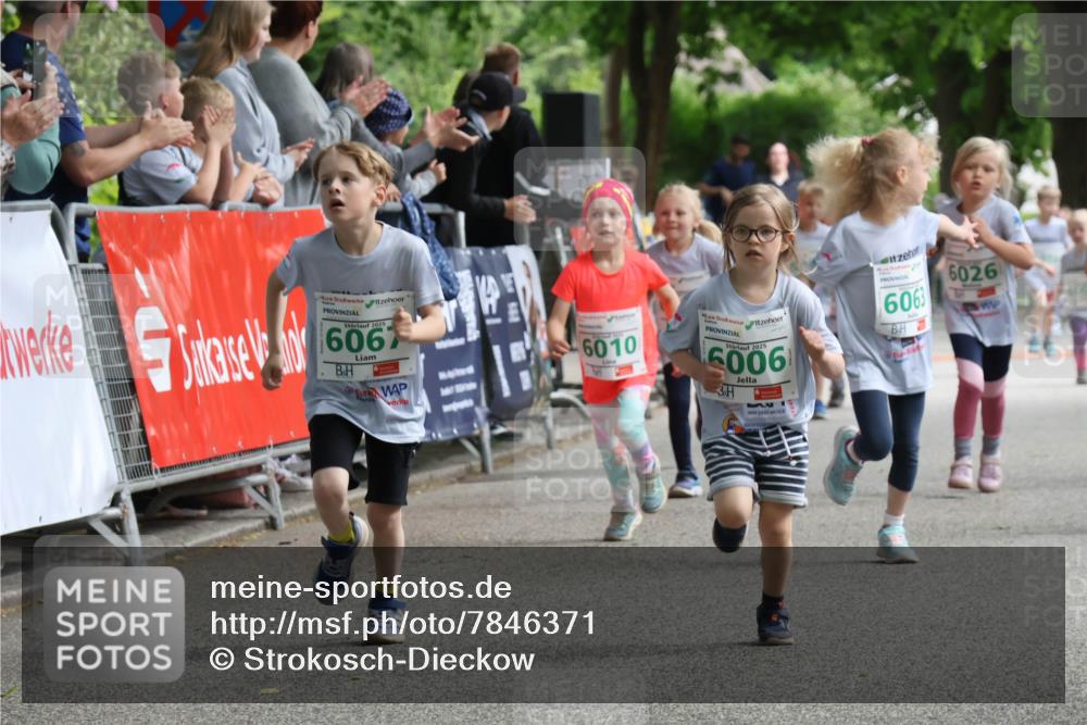 17.05.2025 - Störlauf Strokosch-Dieckow http://msf.ph/oto/7846371 17.05.2025 13:16:44 Ziel 2025, 6067, 6010, 2025, 6006, 6063, 6026 meine-sportfotos.de