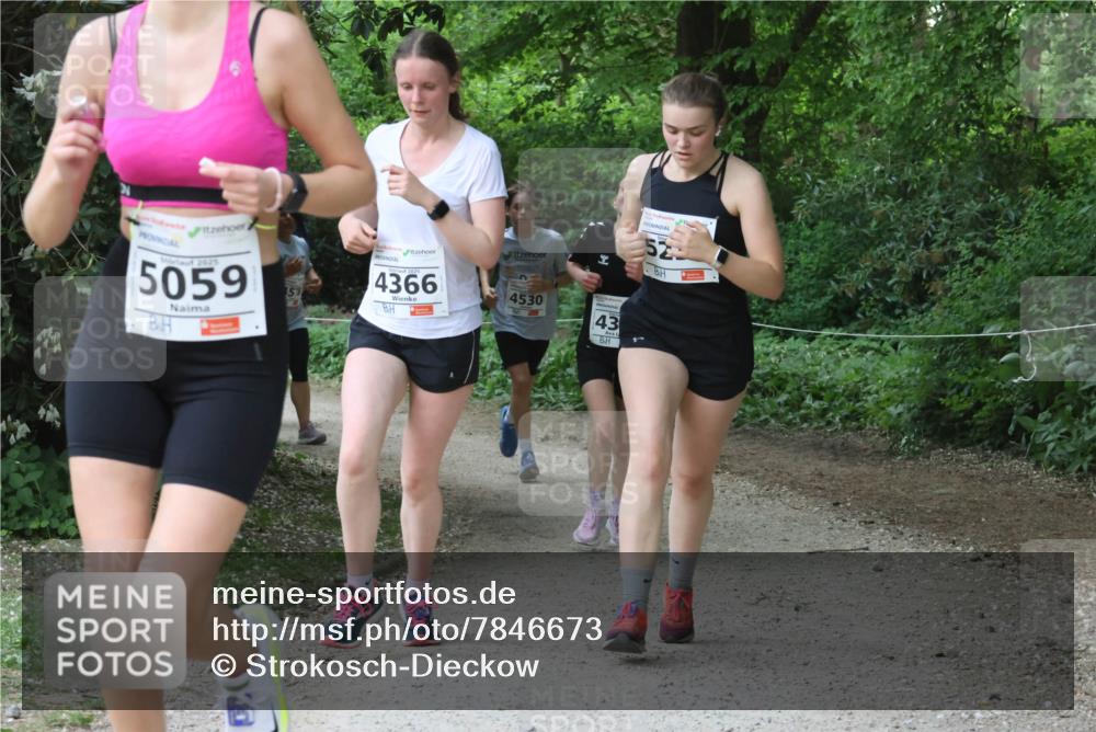 17.05.2025 - Störlauf Strokosch-Dieckow http://msf.ph/oto/7846673 17.05.2025 19:01:40 Laufen 2025, 5059, 4366, 58, 4530, 43, 52 meine-sportfotos.de