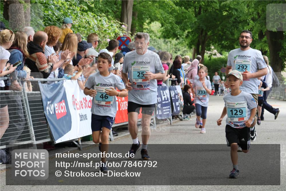 17.05.2025 - Störlauf Strokosch-Dieckow http://msf.ph/oto/7846792 17.05.2025 13:42:09 Ziel 46, 25, 233, 292, 2025, 129 meine-sportfotos.de