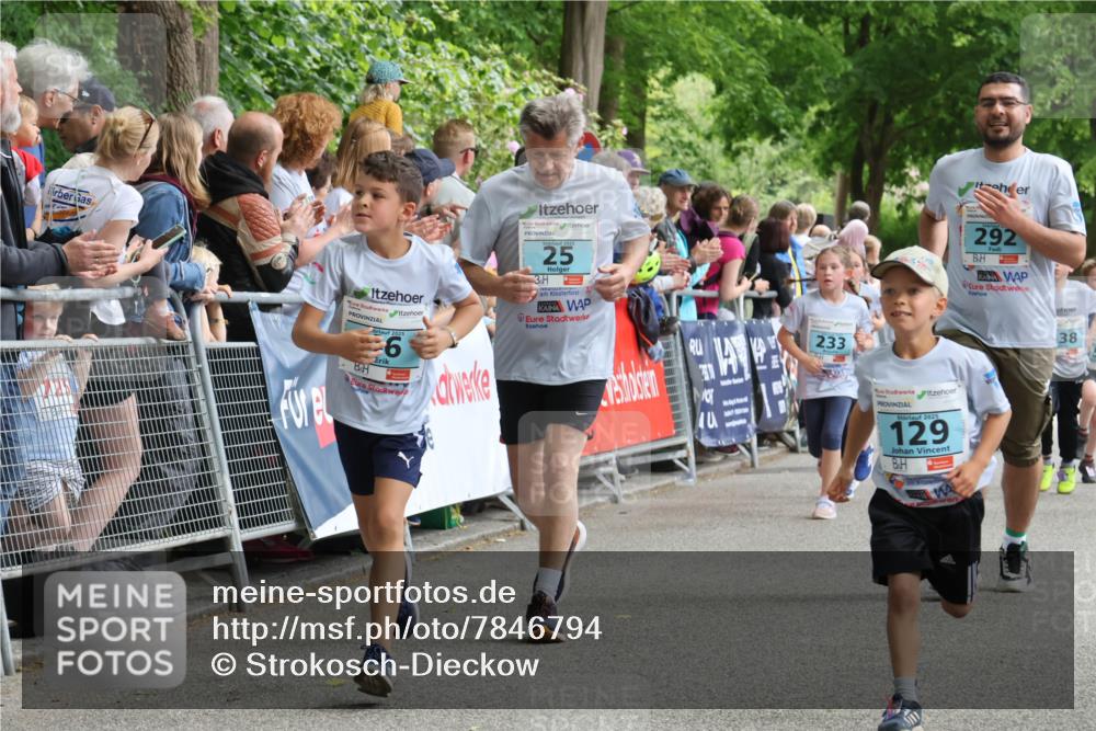 17.05.2025 - Störlauf Strokosch-Dieckow http://msf.ph/oto/7846794 17.05.2025 13:42:10 Ziel 6, 25, 3, 40, 233, 2025, 129, 292, 38 meine-sportfotos.de