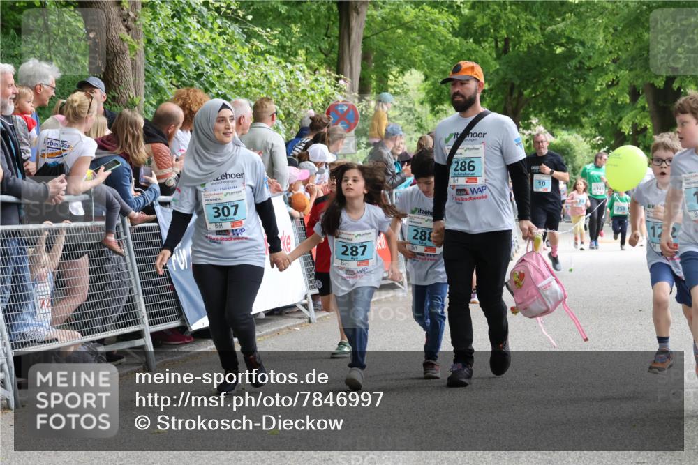 17.05.2025 - Störlauf Strokosch-Dieckow http://msf.ph/oto/7846997 17.05.2025 13:43:45 Ziel 307, 287, 28, 286, 10, 4745, 258 meine-sportfotos.de
