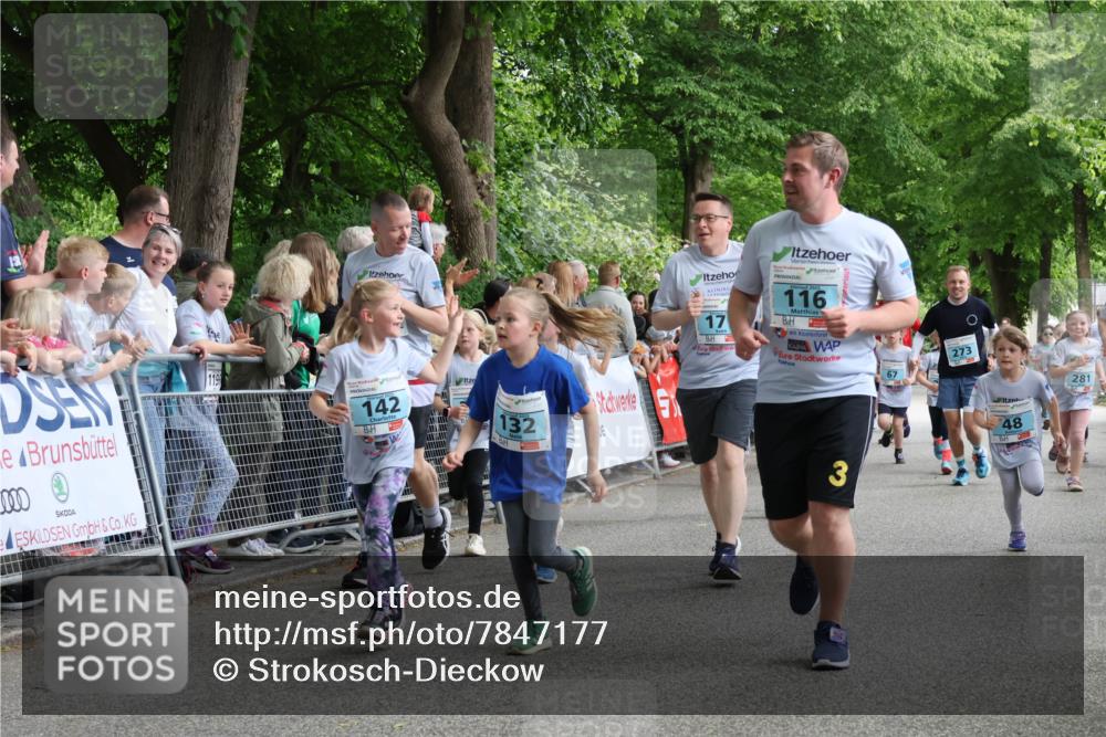 17.05.2025 - Störlauf Strokosch-Dieckow http://msf.ph/oto/7847177 17.05.2025 13:45:08 Ziel 000, 142, 132, 17, 116, 273, 3, 48, 281 meine-sportfotos.de