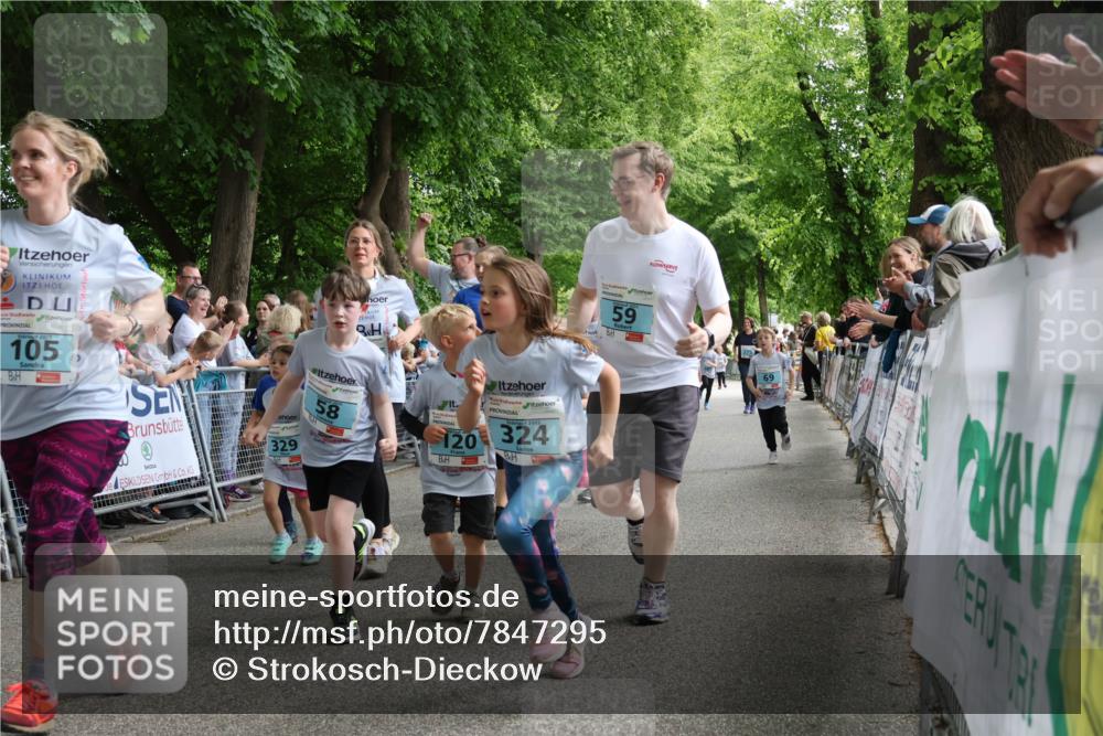 17.05.2025 - Störlauf Strokosch-Dieckow http://msf.ph/oto/7847295 17.05.2025 13:45:58 Ziel 105, 329, 58, 120, 324, 59, 69 meine-sportfotos.de