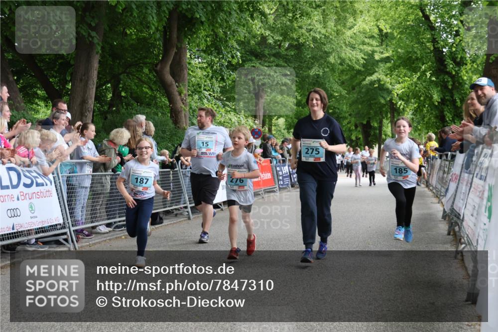 17.05.2025 - Störlauf Strokosch-Dieckow http://msf.ph/oto/7847310 17.05.2025 13:46:03 Ziel 0000, 1199, 187, 15, 276, 275, 185 meine-sportfotos.de