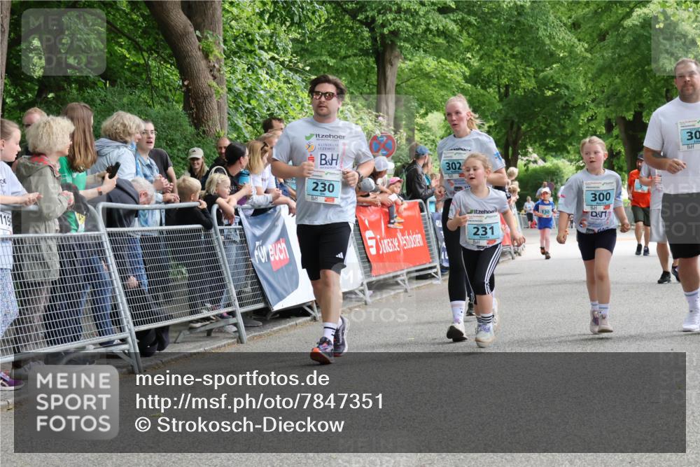 17.05.2025 - Störlauf Strokosch-Dieckow http://msf.ph/oto/7847351 17.05.2025 13:46:29 Ziel 119, 230, 302, 231, 130, 300, 30 meine-sportfotos.de