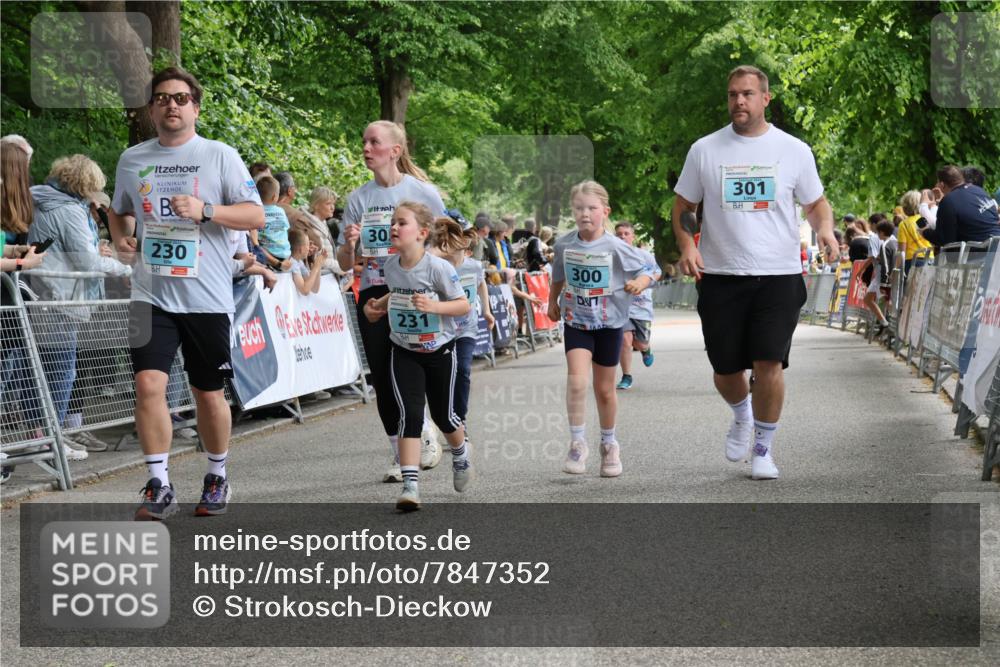 17.05.2025 - Störlauf Strokosch-Dieckow http://msf.ph/oto/7847352 17.05.2025 13:46:30 Ziel 230, 30, 231, 300, 301 meine-sportfotos.de