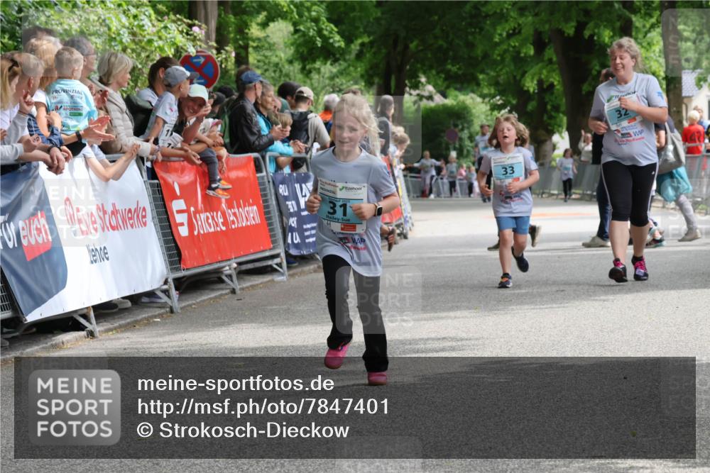 17.05.2025 - Störlauf Strokosch-Dieckow http://msf.ph/oto/7847401 17.05.2025 13:47:06 Ziel 31, 33, 32 meine-sportfotos.de