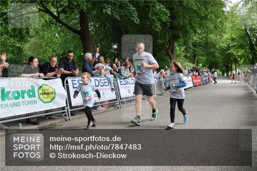 17.05.2025 - Störlauf Strokosch-Dieckow http://msf.ph/oto/7847483 17.05.2025 13:48:14 Ziel 75, 76 meine-sportfotos.de