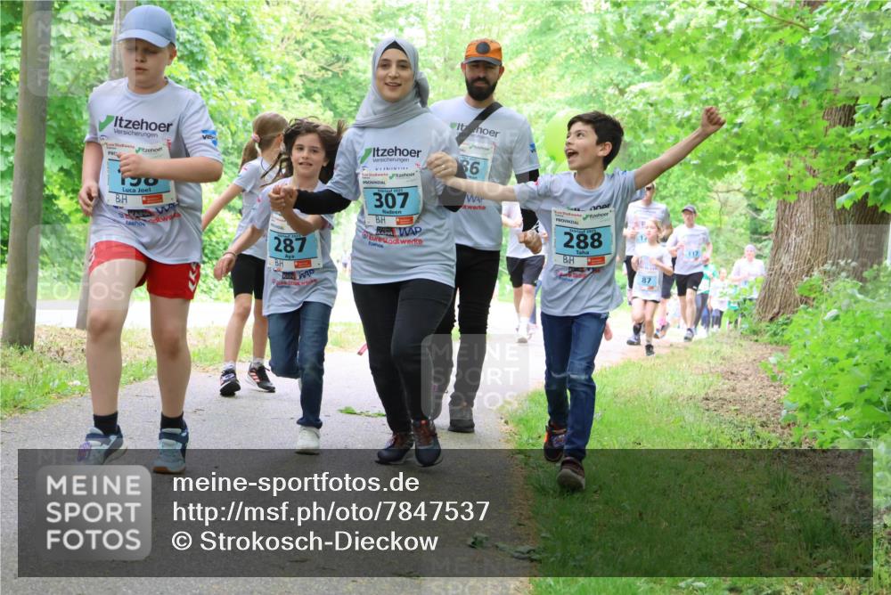 17.05.2025 - Störlauf Strokosch-Dieckow http://msf.ph/oto/7847537 17.05.2025 13:41:53 Laufen 150, 287, 307, 36, 288, 87 meine-sportfotos.de